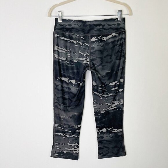 North Face Crop Leggings Women’s Size Small Black Gray - Picture 4 of 9